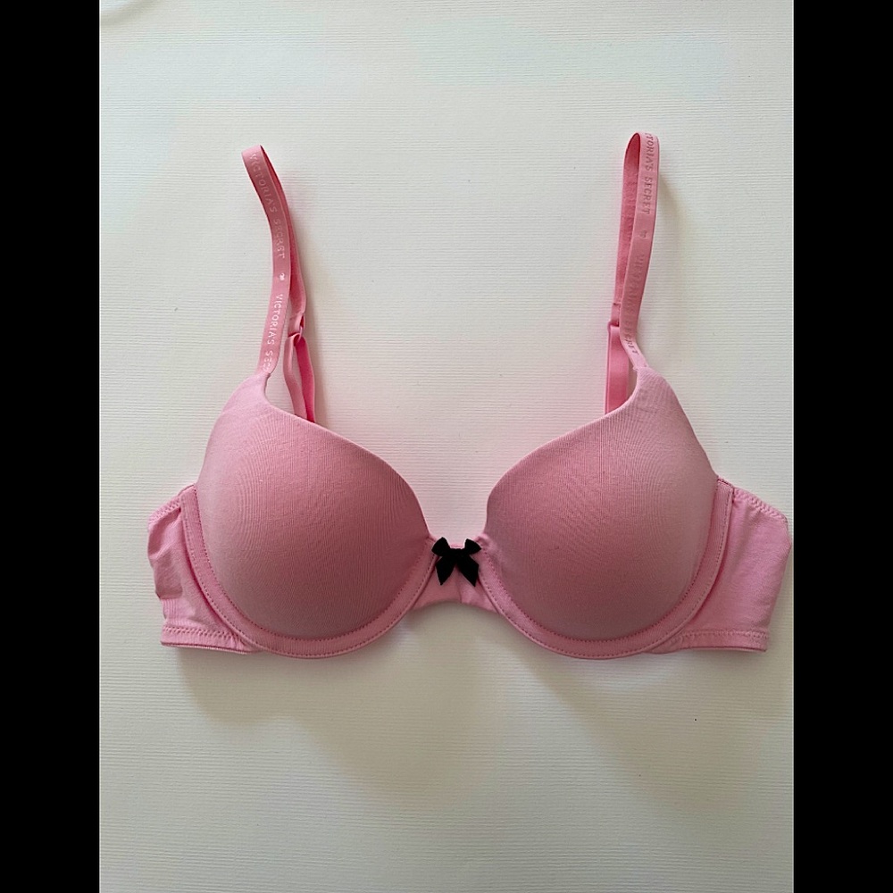 NWOT Victoria’s Secret Lined Demi Bra
